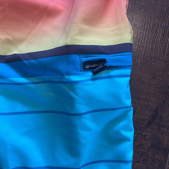 O’Neill Hyperfreak Heat Stripe 21” Board Shorts - Picture 9 of 15